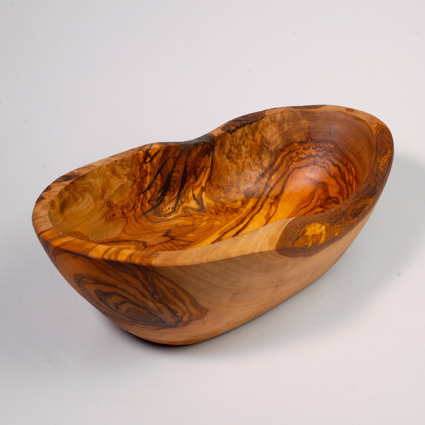 Rustikale Schale aus Olivenholz 25 - 29 cm