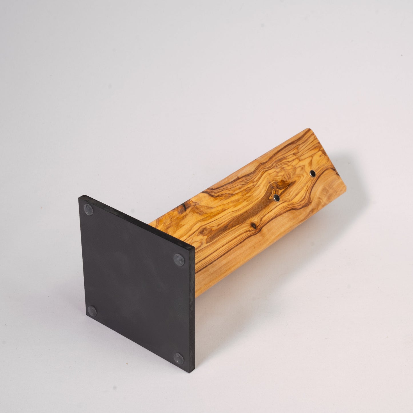 Messerblock magnetisch aus Olivenholz
