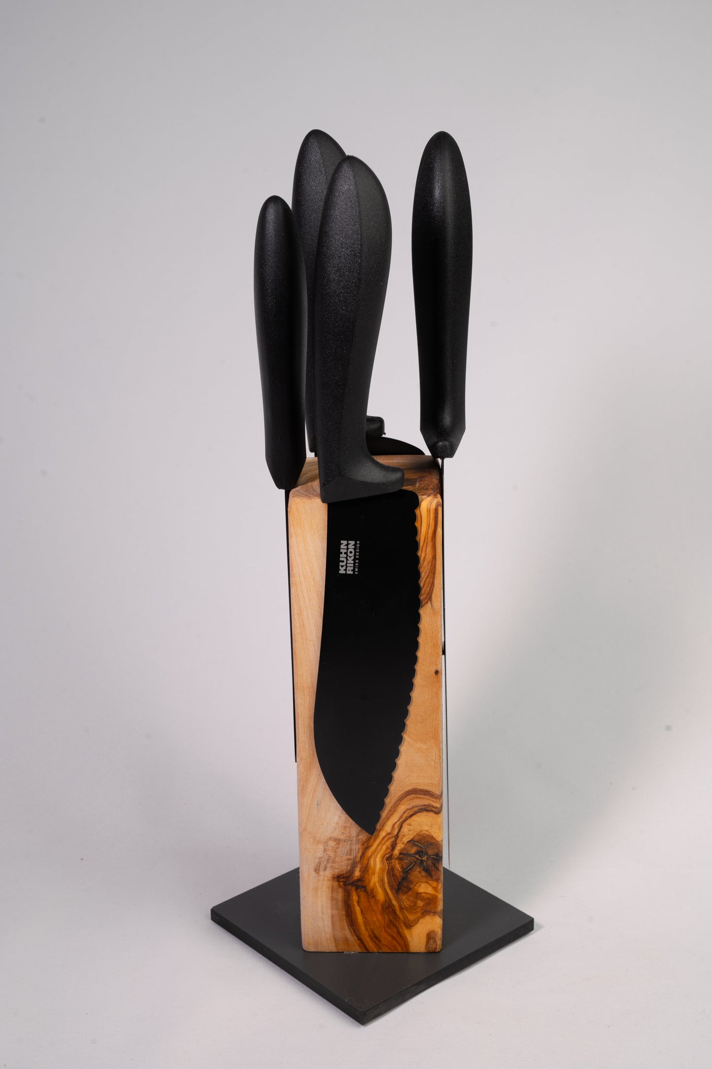 Messerblock magnetisch aus Olivenholz